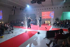 “bedrijfsfeest entertainment Rotterdam met breakdance show”
“urban teambuilding bedrijfsfeest Nederland met workshops”“bedrijfsfeest met urban entertainment en breakdance show”
“urban bedrijfsfeest met workshop graffiti en teamactiviteiten”
“bedrijfsfeest entertainment met breakdance en publiek interactie”
“teambuilding bedrijfsfeest met urban workshops en shows”
“urban entertainment tijdens bedrijfsfeest met medewerkers”